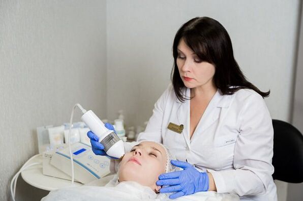 Perform facial cryotherapy